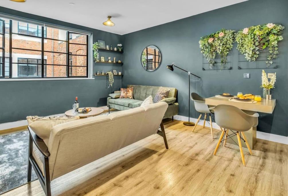 Giant Savings On Long Stays B1 Living, Enquire Now Birmingham Exterior foto